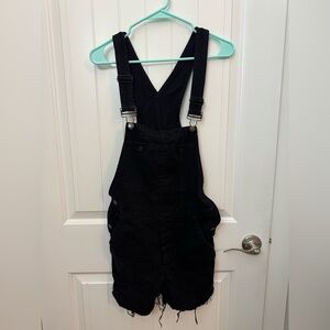Women’s Black free people overall shorts. Size 24 A